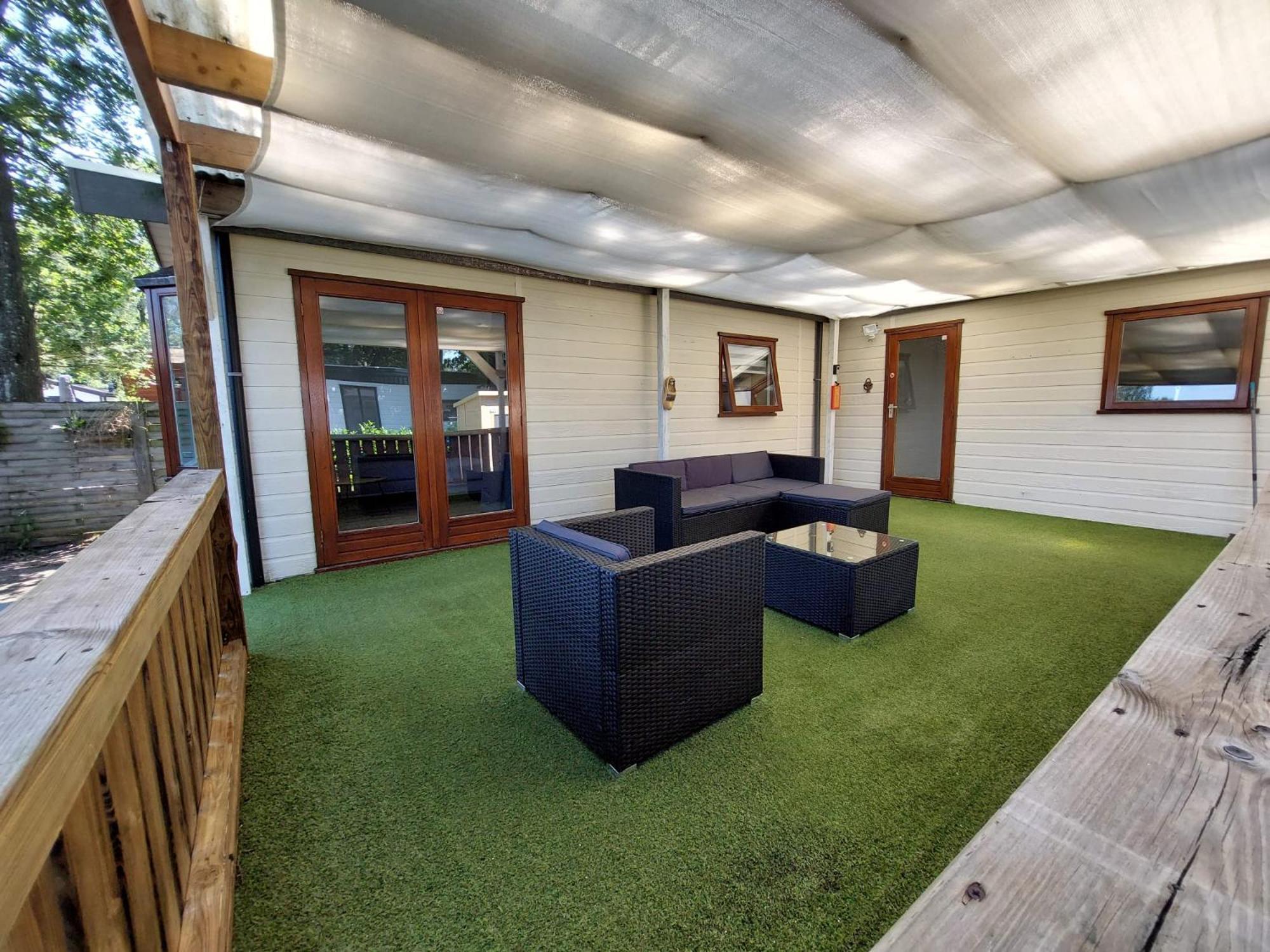 Veluwe Vakanties Chalets With Private Barrel Sauna - With Pool Bar And Restaurant Facilities In The Veluwe National Park Putten Chambre photo